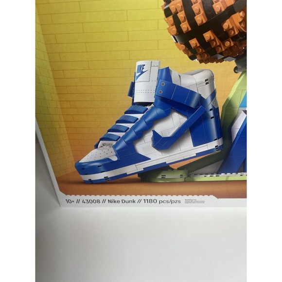 Lego 43008 Nike Dunk X Lego Set New Sealed - Picture 6 of 6